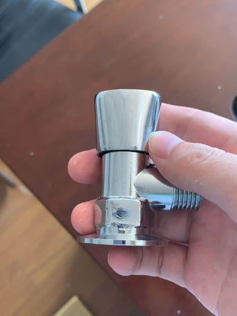 What is a 1/4 Turn Ceramic Disc Angle Valve? Premium Residential